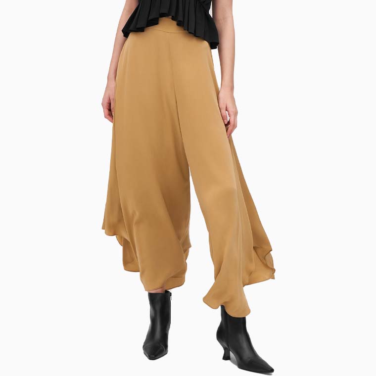 women casual dress code guide lilysilk wide legged silk fig pants - Luxe Digital